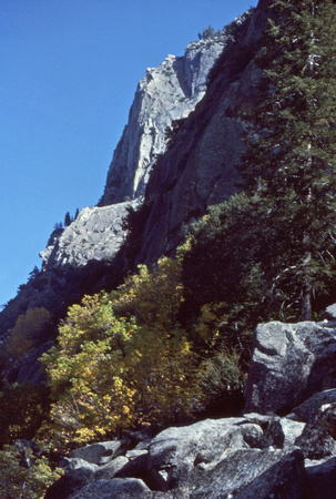 Kings Canyon cliff