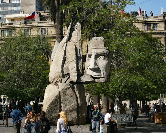 Santiago bizarre sculpture