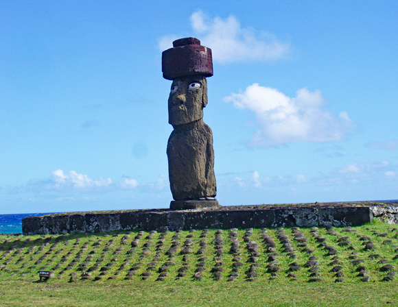 Moai with eyes and hat