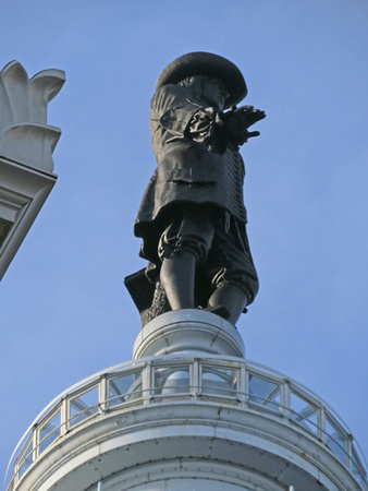William Penn Statue atop City Hall