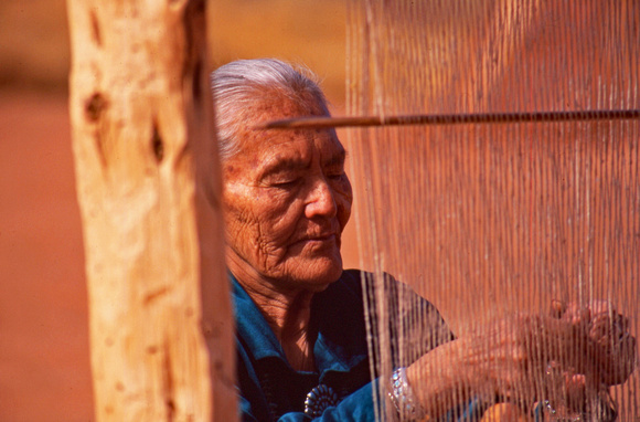 Navajo weaver4