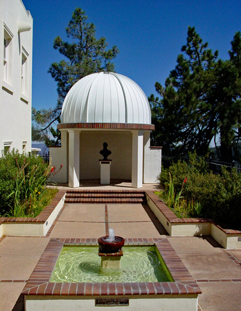 Lick Observatory courtyard