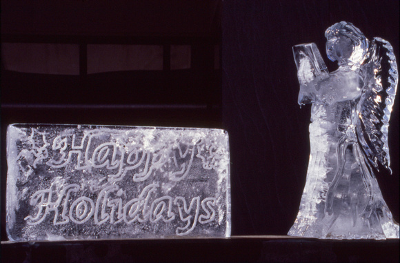 Happy Holidays ice sculpture